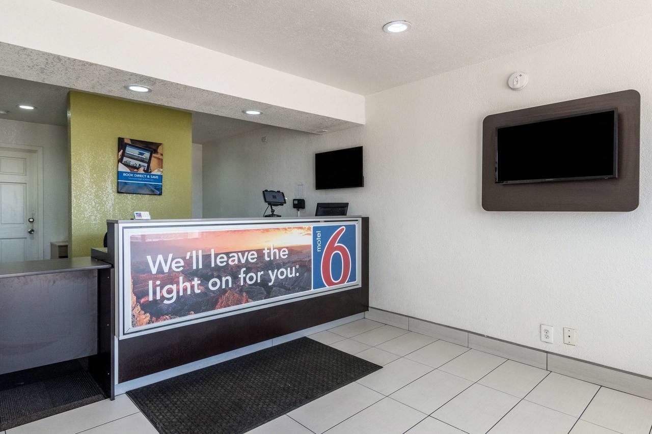 Motel 6 Fort Worth North Haltom City Exterior photo