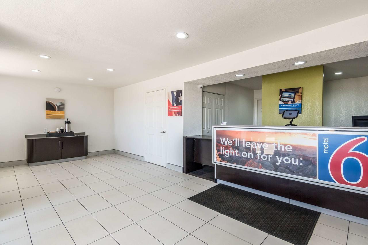 Motel 6 Fort Worth North Haltom City Exterior photo