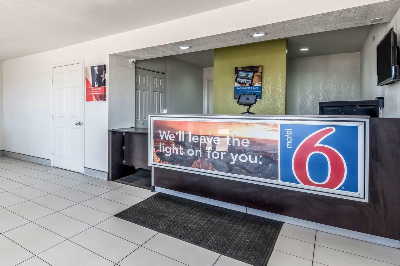 Motel 6 Fort Worth North Haltom City Exterior photo